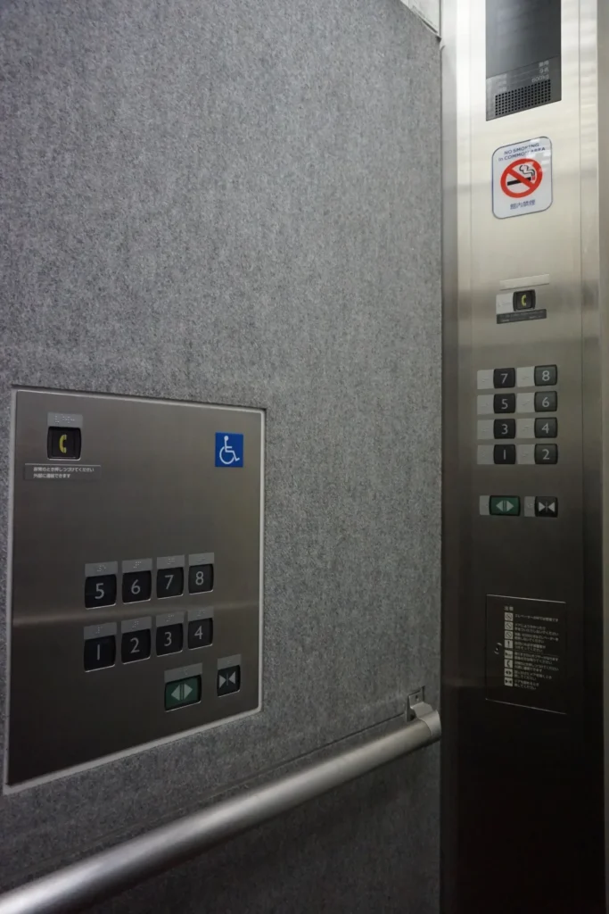 エレベーターの画像