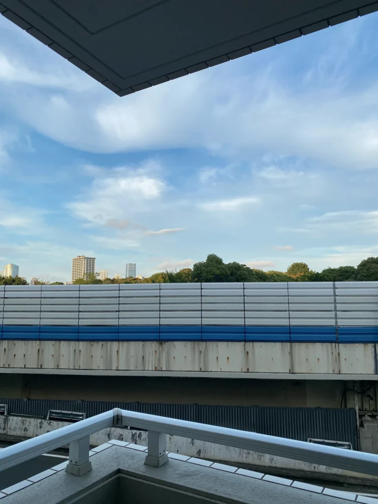 バルコニーからの眺めの画像